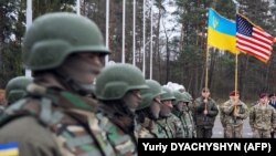 Вояки України і США на полігоні на Львівщині. 20 квітня 2015 року (ілюстраційне фото)