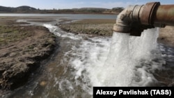 Перекидання води з Тайганського в Сімферопольське водосховище, Крим, 17 жовтня 2020 року. Ілюстративне фото